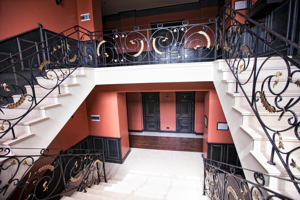 Plaza Hotel Kokshetau Exterior photo